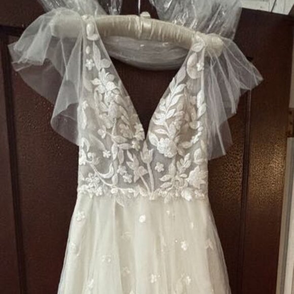 Lis Simon, Laura - Picture 3 of 5